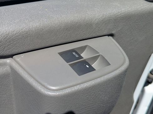 New 2025 GMC Savana 3500 w/ Power Convenience Package RWD image 24