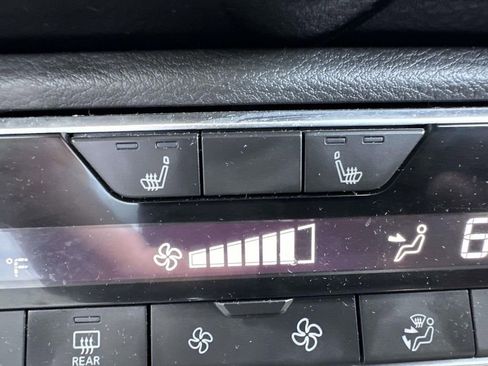 Used 2024 Nissan Sentra SR FWD image 23