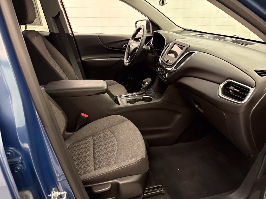 Used 2024 Chevrolet Equinox LT AWD/4WD image 27