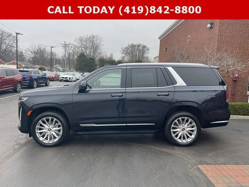 Used 2023 Cadillac Escalade Premium Luxury w/ LPO, Floor Liner Package AWD/4WD image 11