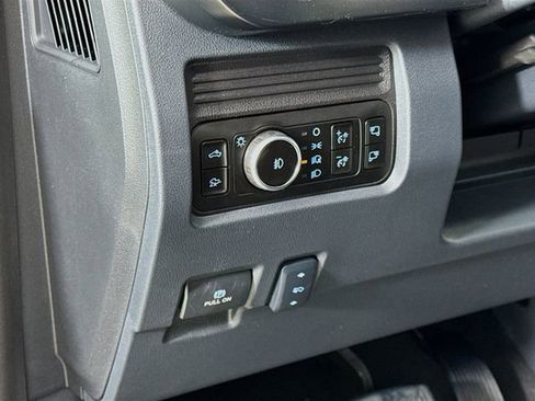 New 2026 Ford F250 Lariat w/ Black Appearance Package image 10