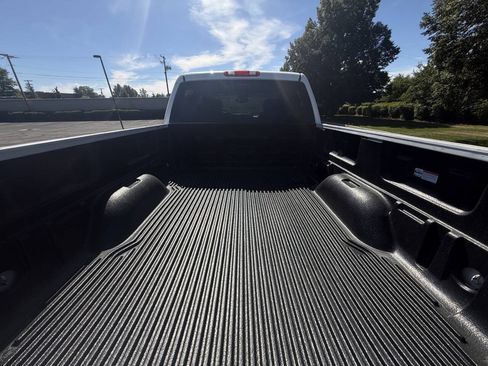 Used 2013 Chevrolet Silverado 2500 LT w/ Interior Plus Package AWD/4WD image 15