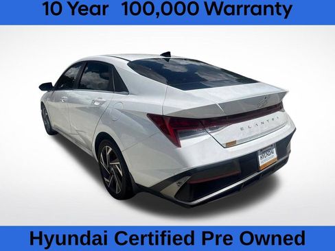 Used 2025 Hyundai Elantra SEL FWD image 8
