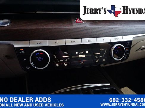 Used 2022 Genesis G80 2.5T w/ Advanced Package RWD image 14
