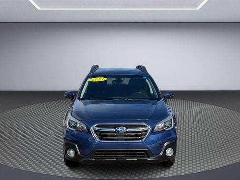 Used 2019 Subaru Outback 2.5i Premium image 2