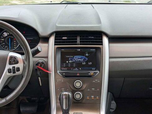 Used 2011 Ford Edge SEL w/ 201A Rapid Spec Order Code AWD/4WD image 17