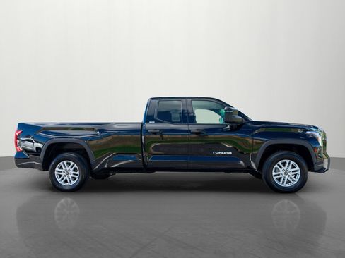 Used 2023 Toyota Tundra SR5 w/ SR5 Premium Package AWD/4WD image 8