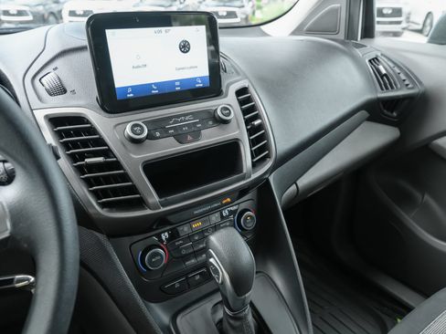 Used 2023 Ford Transit Connect XL FWD image 22
