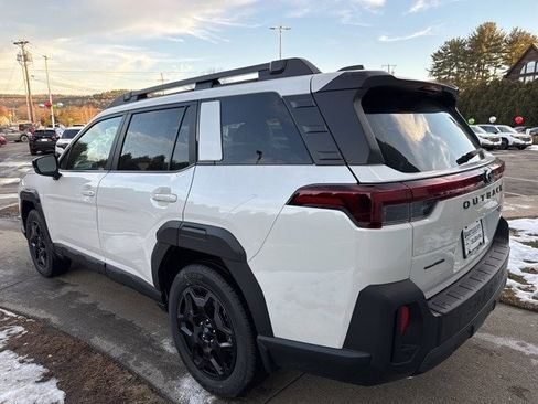 New 2026 Subaru Outback Limited image 7