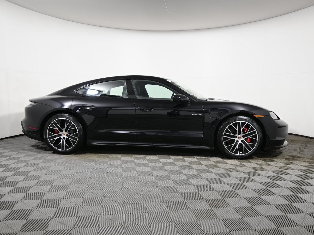 Used 2026 Porsche Taycan 4S AWD/4WD image 8
