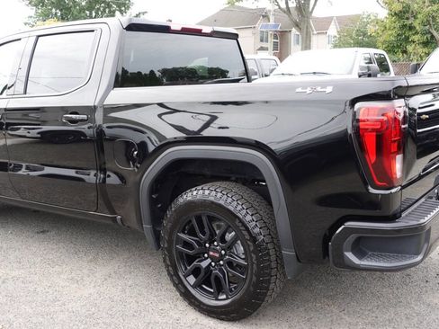 Used 2024 GMC Sierra 1500 Elevation image 8