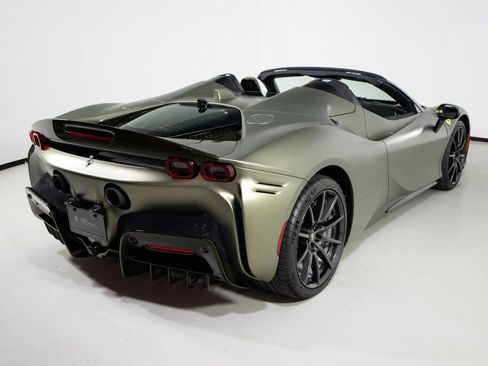 Used 2025 Ferrari SF90 Spider image 12