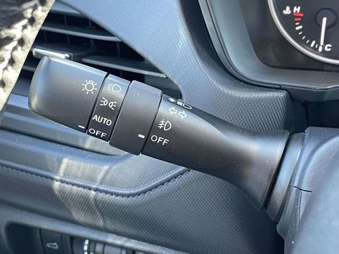 Used 2025 Subaru Forester Limited w/ Popular Package #1 image 12