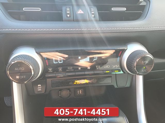 Used 2025 Toyota RAV4 XLE Premium AWD/4WD image 21