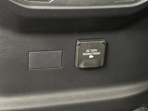 Used 2023 Toyota Tundra SR5 w/ SR5 Premium Package AWD/4WD image 36