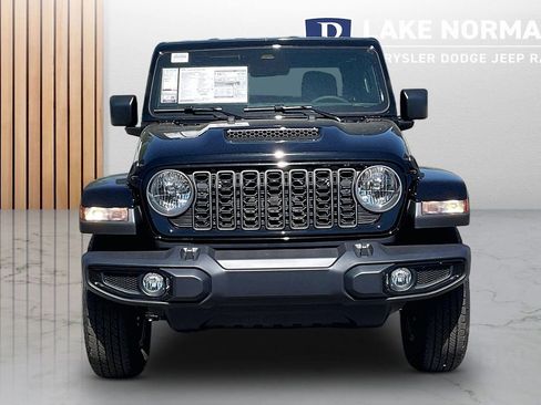 New 2026 Jeep Gladiator Sport image 3