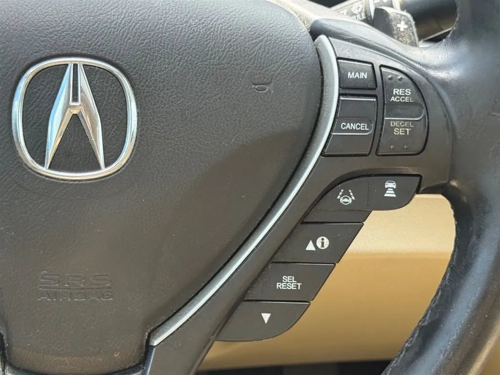 Used 2016 Acura ILX FWD image 16