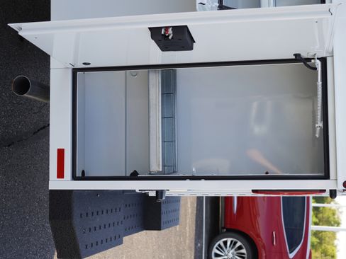 New 2025 GMC Savana 3500 w/ Power Convenience Package image 37