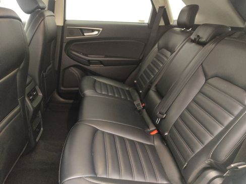 Used 2024 Ford Edge SEL image 18