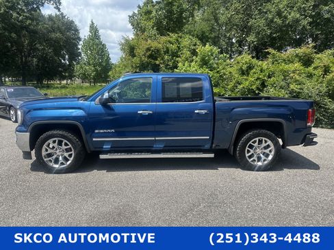 Used 2017 GMC Sierra 1500 SLT image 2