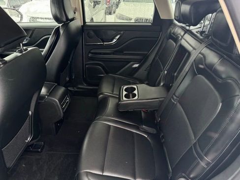 Certified 2024 Lincoln Corsair AWD w/ Equipment Group 101A image 24