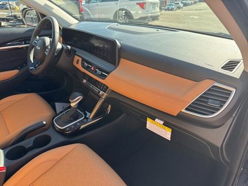 New 2026 Kia Seltos EX w/ EX Sunroof Package AWD/4WD image 17