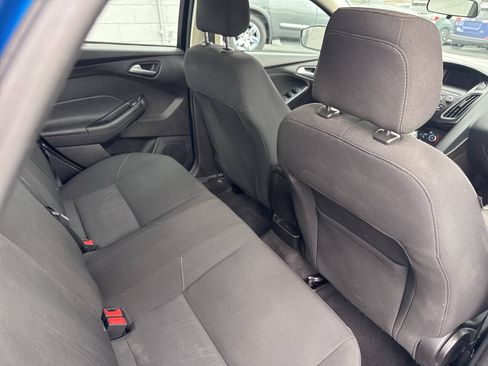 Used 2018 Ford Focus SE FWD image 22