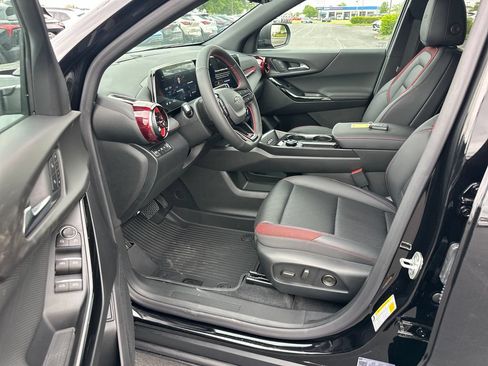 New 2026 Chevrolet Equinox RS w/ Convenience Package III AWD/4WD image 11