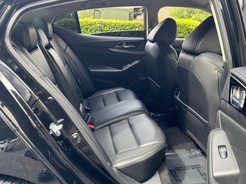 Used 2022 Nissan Maxima SV w/ Floor Mat Group FWD image 35