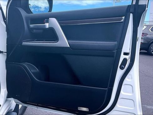 Used 2019 Toyota Land Cruiser AWD/4WD image 19