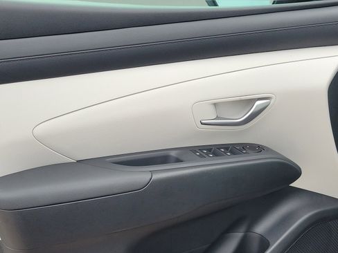 New 2026 Hyundai Tucson SEL FWD image 16