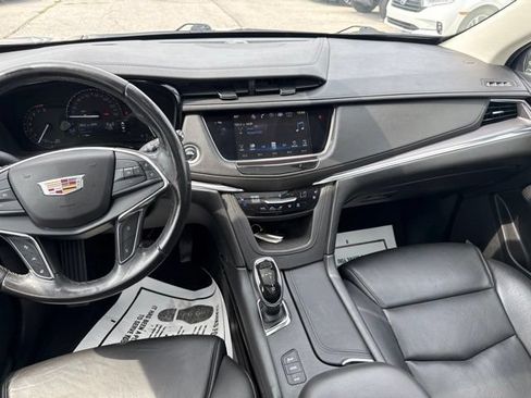Used 2019 Cadillac XT5 Premium Luxury AWD/4WD image 24
