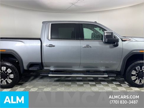 Used 2025 GMC Sierra 3500 Denali w/ Denali Reserve Package image 11