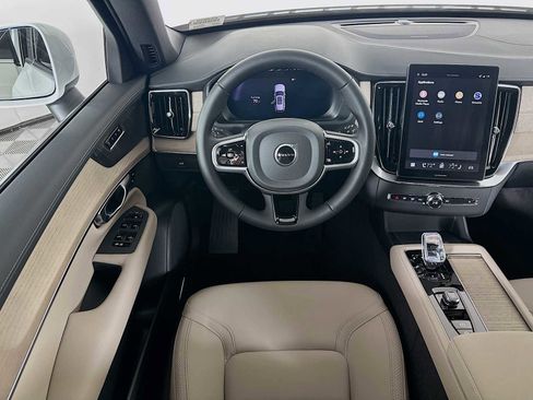 New 2026 Volvo XC90 B5 Plus image 20