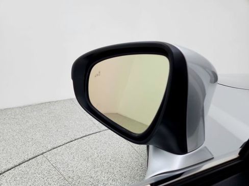 Used 2014 Lexus ES 350 w/ Luxury Package image 19