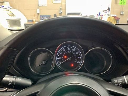 Used 2019 MAZDA CX-5 Sport image 10