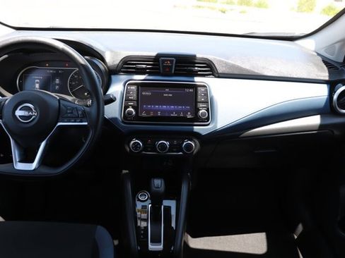 Used 2025 Nissan Versa SV FWD image 14