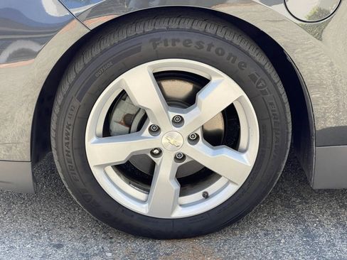 Used 2014 Chevrolet Volt w/ Enhanced Safety Package 1 FWD image 28