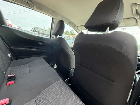 Used 2014 Toyota Yaris LE FWD image 23