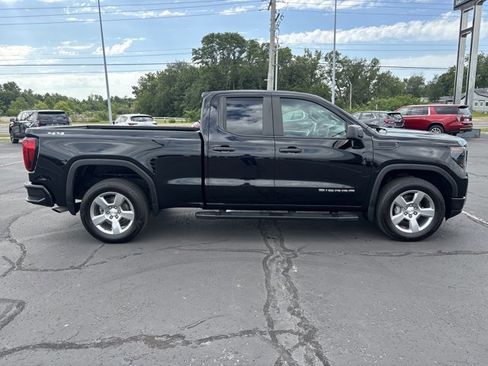 Used 2023 GMC Sierra 1500 Pro w/ Pro Value Package image 2