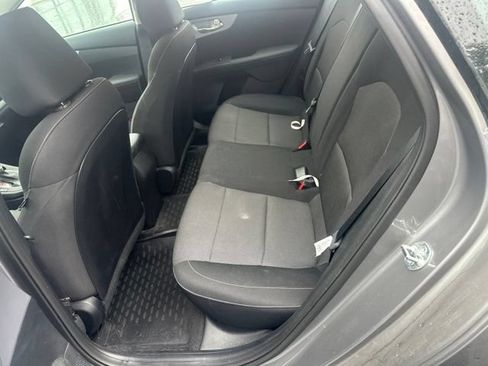 Used 2024 Kia Forte LXS FWD image 7