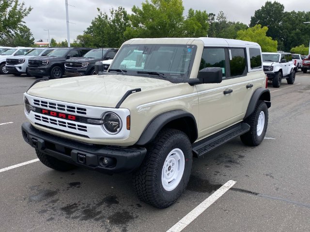 New 2026 Ford Bronco Heritage Edition AWD/4WD image 3
