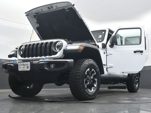 Used 2024 Jeep Wrangler Unlimited Rubicon 4xe image 43