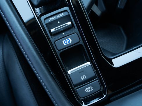 Used 2023 Honda Accord Touring image 28