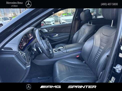 Used 2019 Mercedes-Benz S 560 Sedan image 9