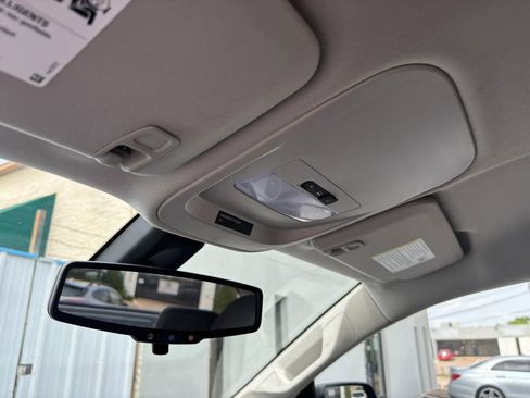 Used 2022 Chevrolet Colorado W/T w/ WT Convenience Package RWD image 41