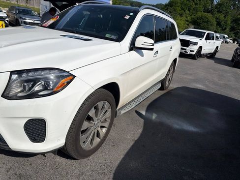 Used 2017 Mercedes-Benz GLS 450 4MATIC image 3