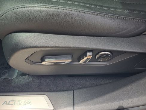 Used 2024 Acura RDX SH-AWD image 19