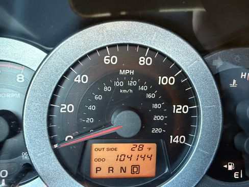 Used 2006 Toyota RAV4 Sport image 30