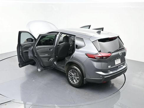 Used 2026 Nissan Rogue S FWD image 22